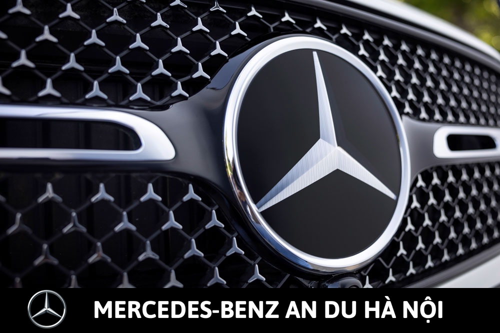 Logo và lưới tản nhiệt dạng ngôi sao 3 cánh